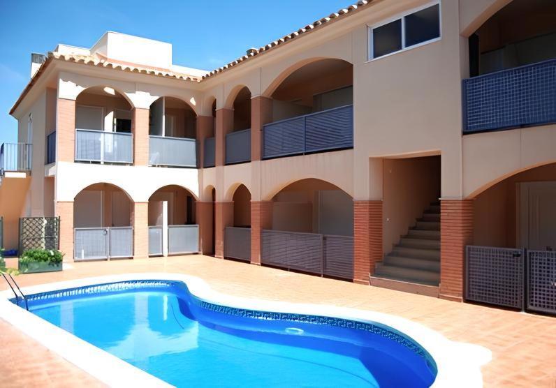 Acogedor Apartamento Cerca De La Playa Wifi Y Parking Mont-roig del Camp Exterior foto